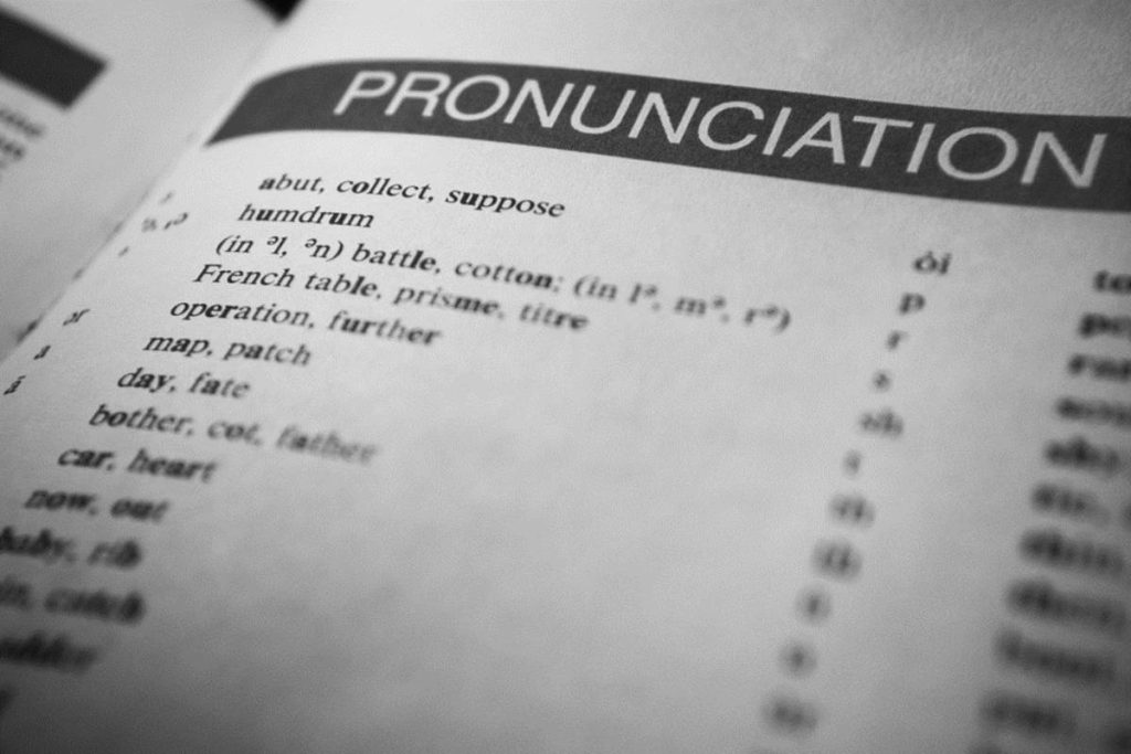 Keuntungan Menggunakan Jasa Penerjemah Bahasa Inggris ke Bahasa Indonesia