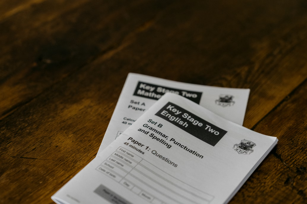surat rekomendasi kuliah ke luar negeri